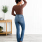 ג'ינס סקיני עם מתיחת בטן והרמת ירכיים