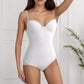 בגד גוף מחטב עם חזייה | עיצוב מכווץ ומרזה, מותן מתכוונן